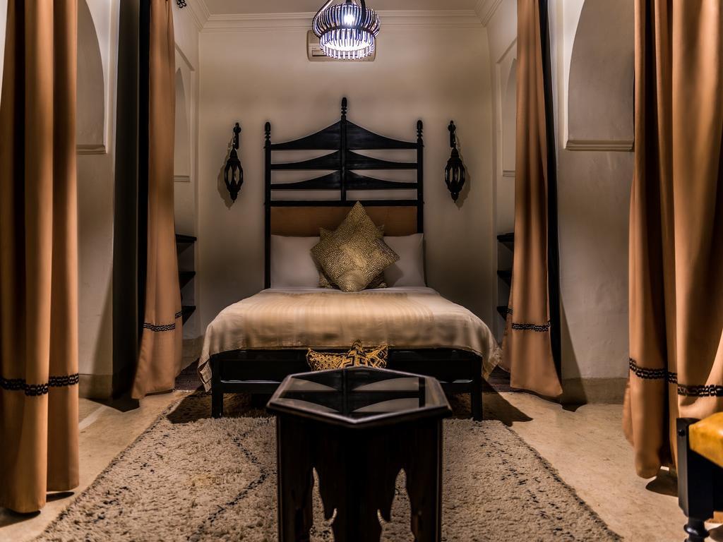 Riad Les Trois Cours Marrakesh Bagian luar foto